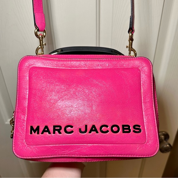EUC Marc Jacobs Diva Pink Distressed Leather The Box 23 Crossbody Bag - Picture 7 of 17